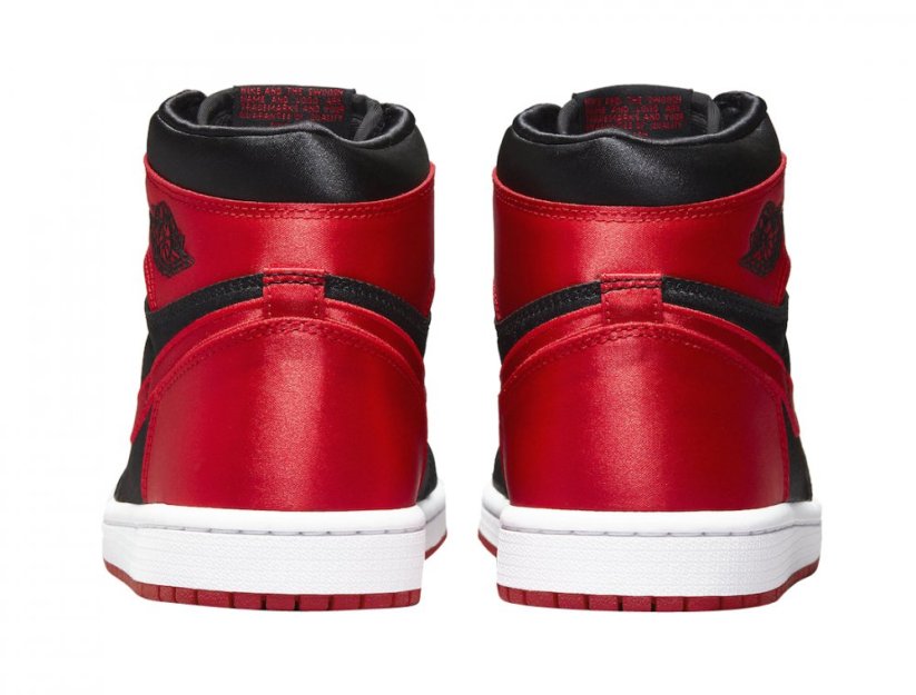 Air Jordan 1 High OG Satin Bred