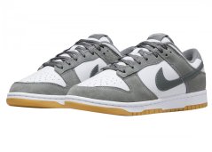 Nike Dunk Low Smoke Grey