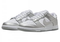 Nike Dunk Low Metallic Silver